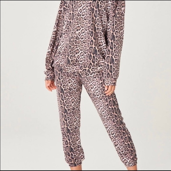 Onzie Cheetah Joggers M/L - Picture 3 of 4